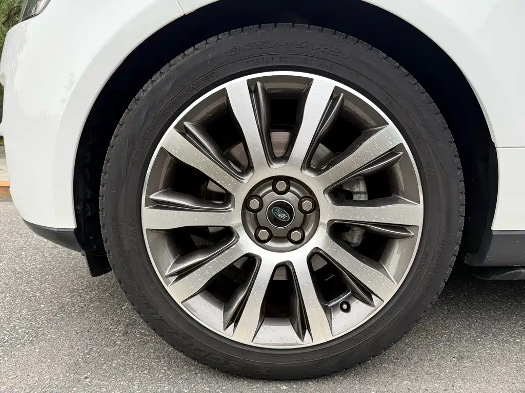 Land Rover Range Rover — миниатюра 32