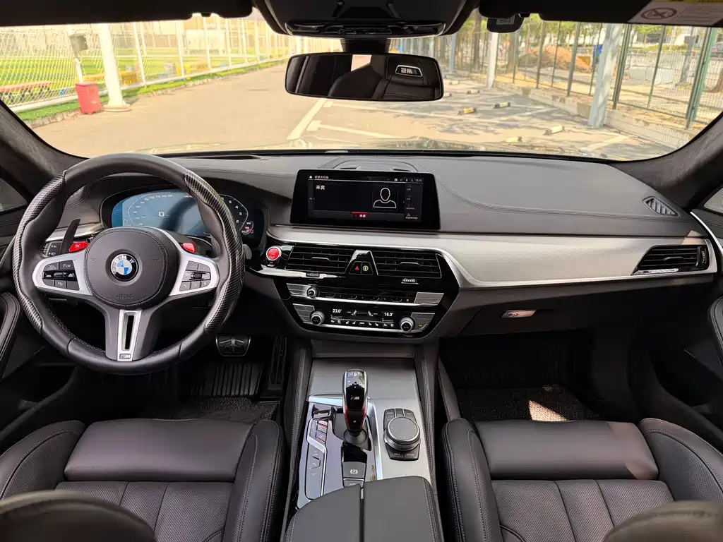 BMW M5 — миниатюра 16