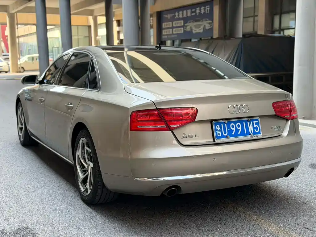 Audi A8 — миниатюра 9