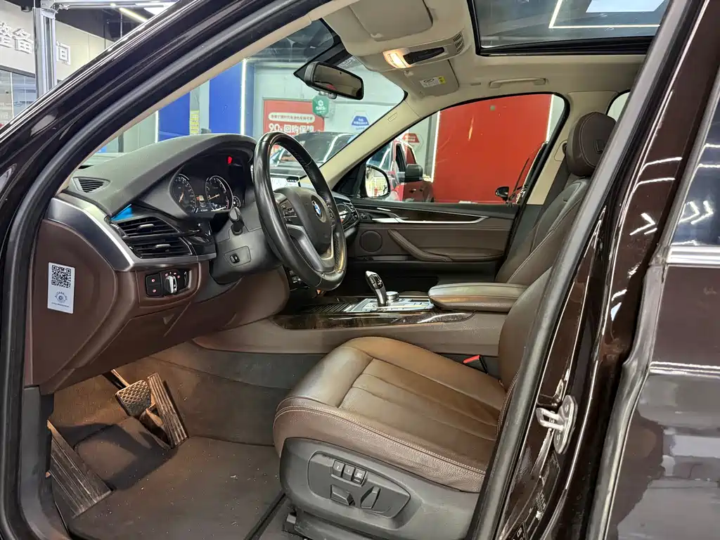 BMW X5 (Import) — миниатюра 15