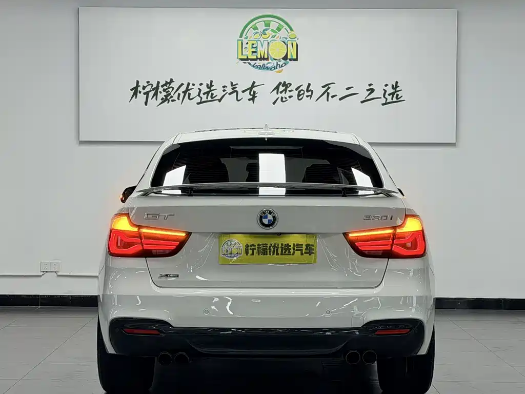 BMW 3 Series GT 3 GT 2019 330i xDrive M Sport