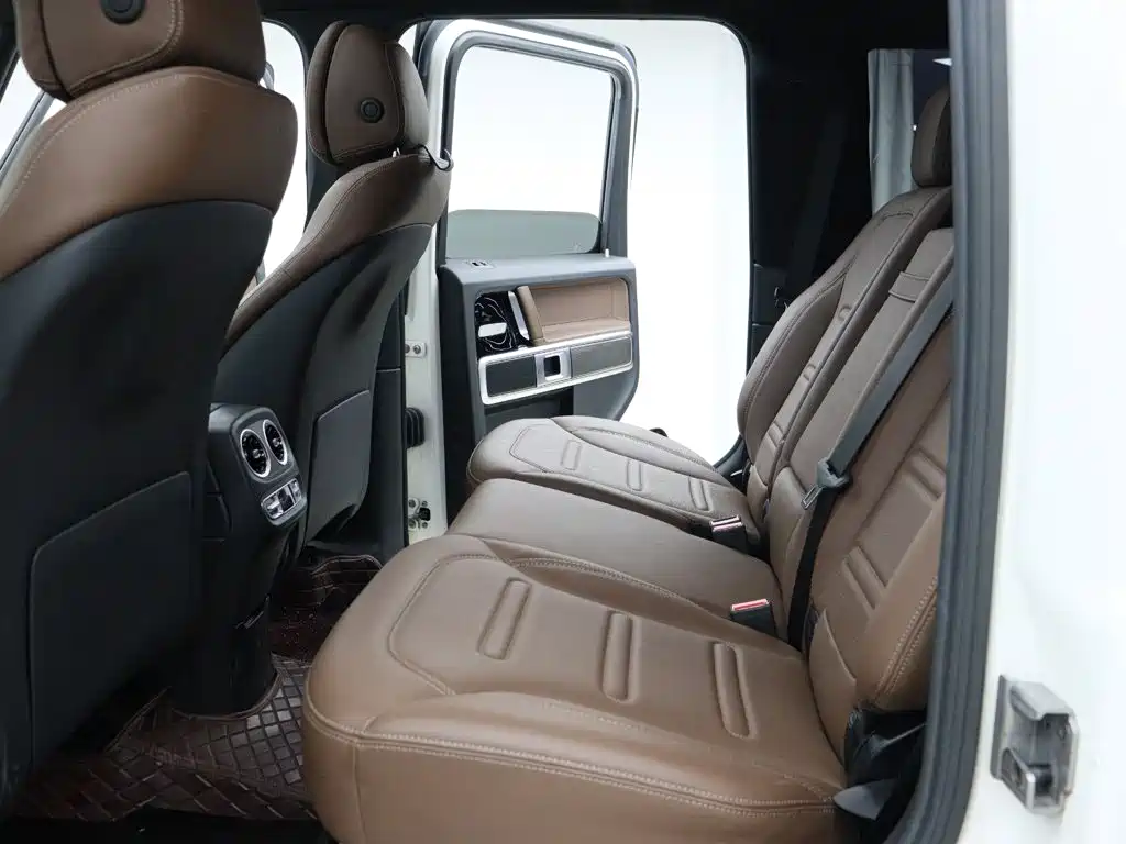 Mercedes-Benz G-Class — миниатюра 6