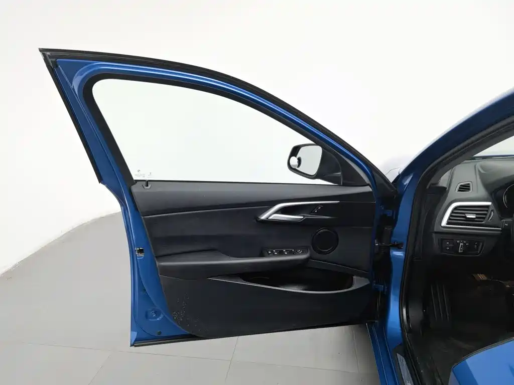 BMW 1 Series — миниатюра 8
