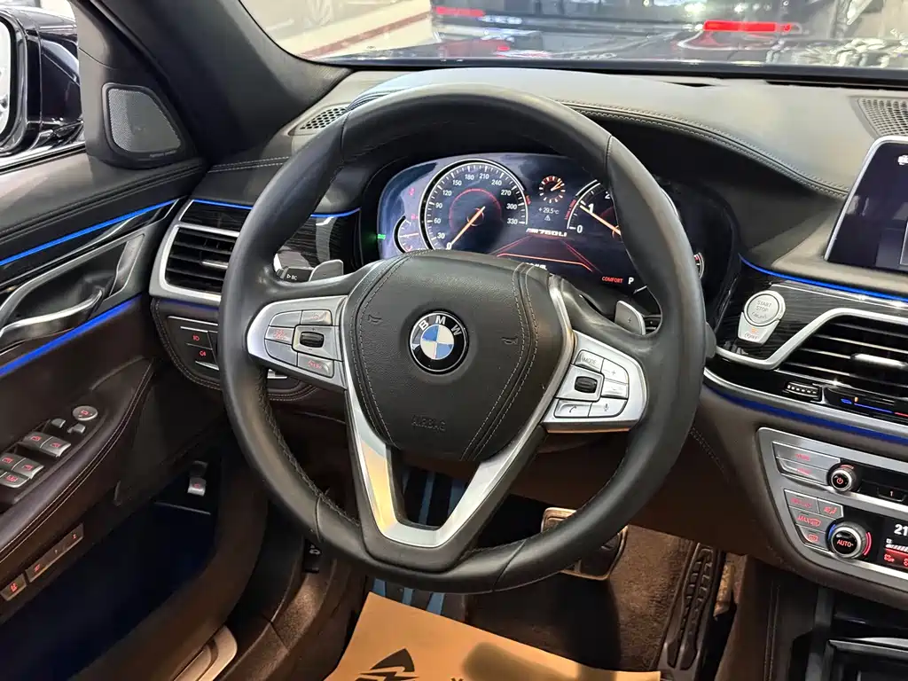 BMW 7 Series 7 2018 740Li Lead M Sport