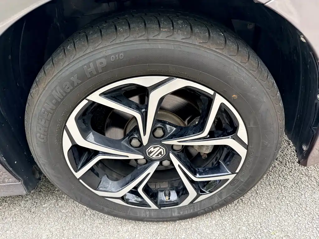 MG 5 2021 180DVVT CVT Luxury