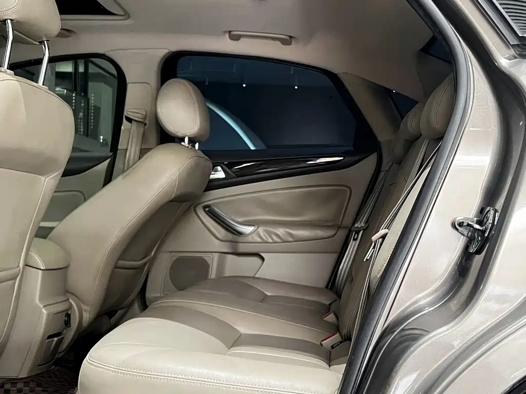 Ford Mondeo - 2011 2.0L GTDi200 Fashion