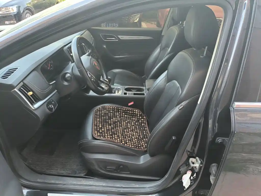 Roewe i6 Classic — миниатюра 15