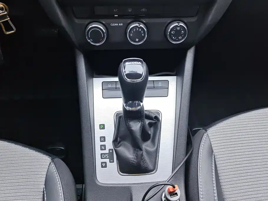 Skoda Octavia — миниатюра 16