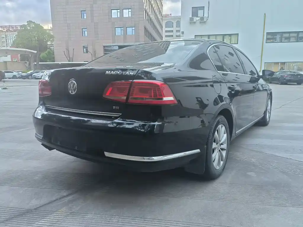 Volkswagen Magotan 2012 1.8TSI Lead