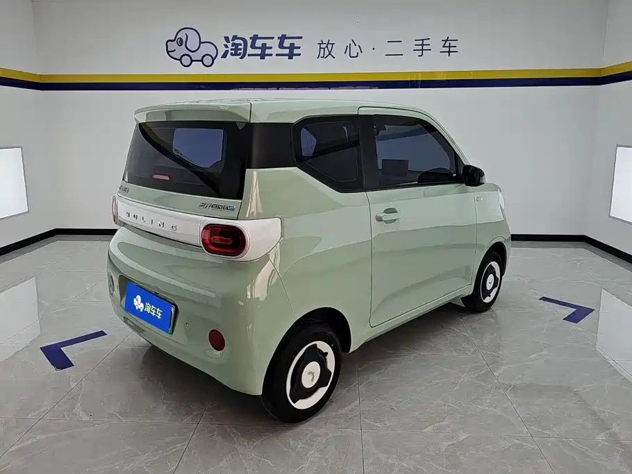 Wuling MINIEV — миниатюра 3