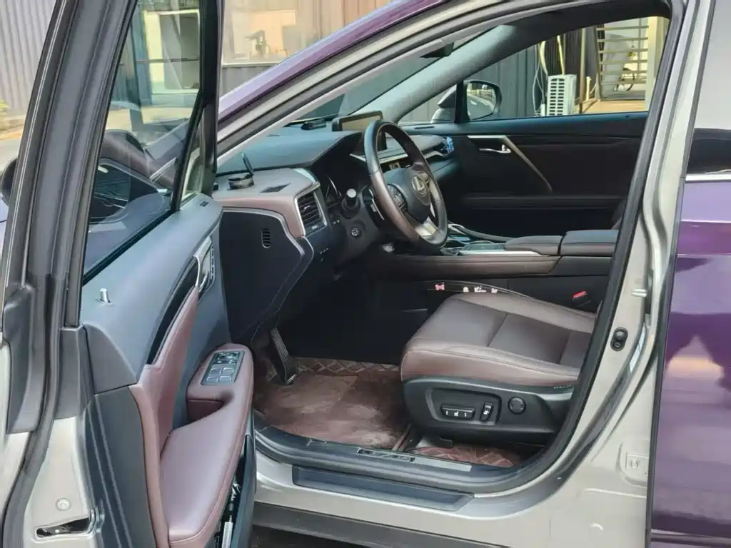 Lexus RX — миниатюра 4