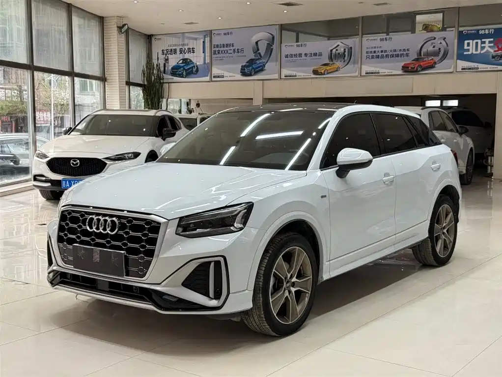 Audi Q2L 2022