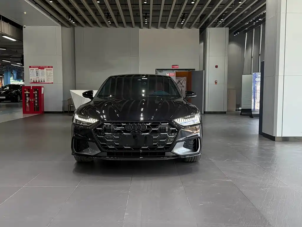 Audi A7L 2025 45 TFSI quattro
