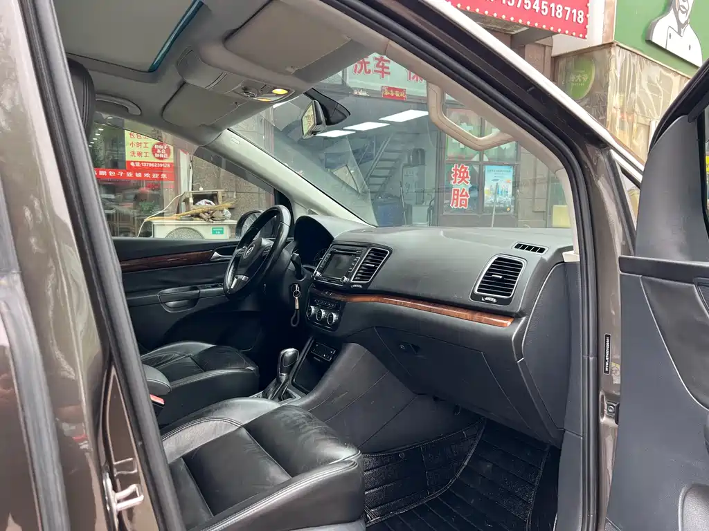 Volkswagen Sharan — миниатюра 9