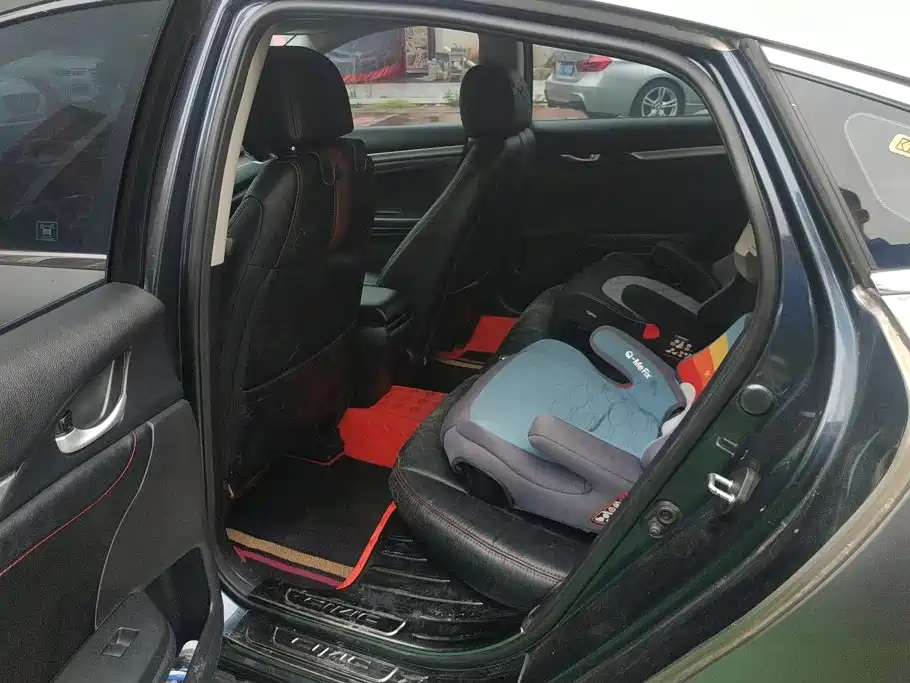 Honda Civic — миниатюра 11