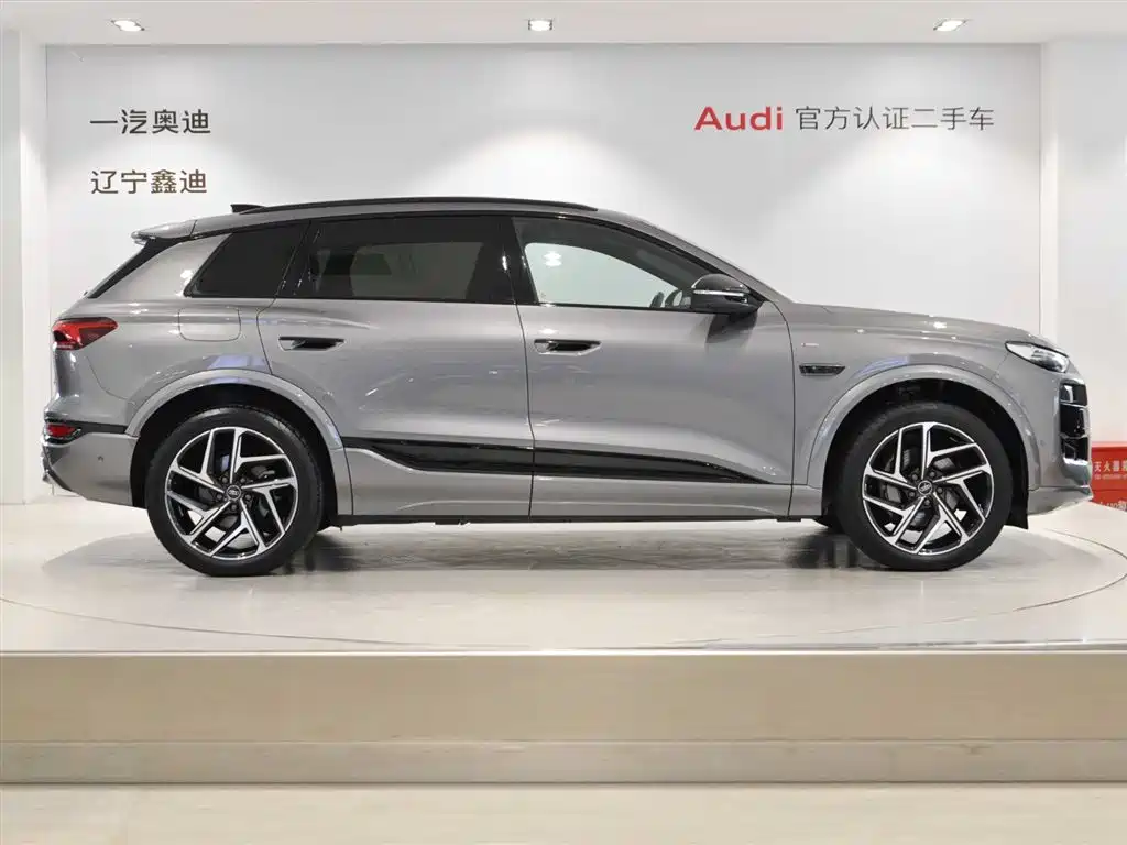 Audi Q6L e-tron