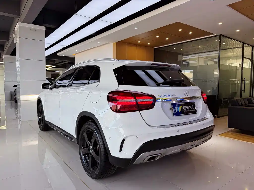 Mercedes-Benz GLA — миниатюра 5