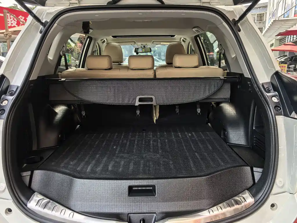 Toyota RAV4 — миниатюра 7