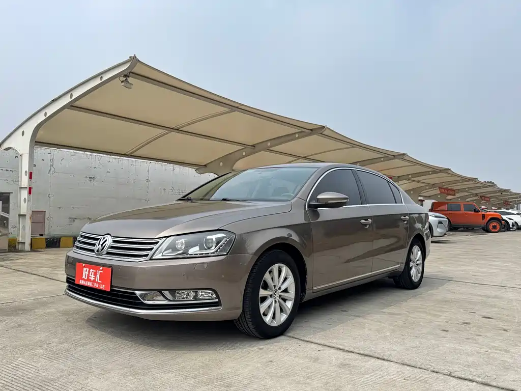 Volkswagen Magotan 2016