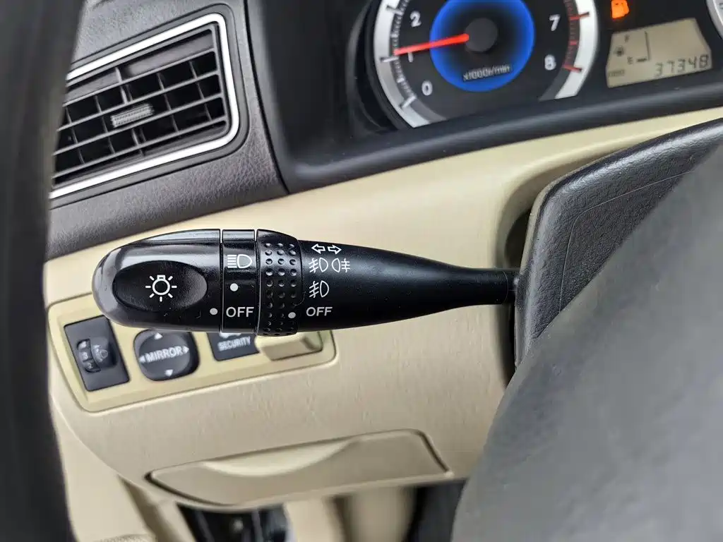 Toyota Corolla — миниатюра 21