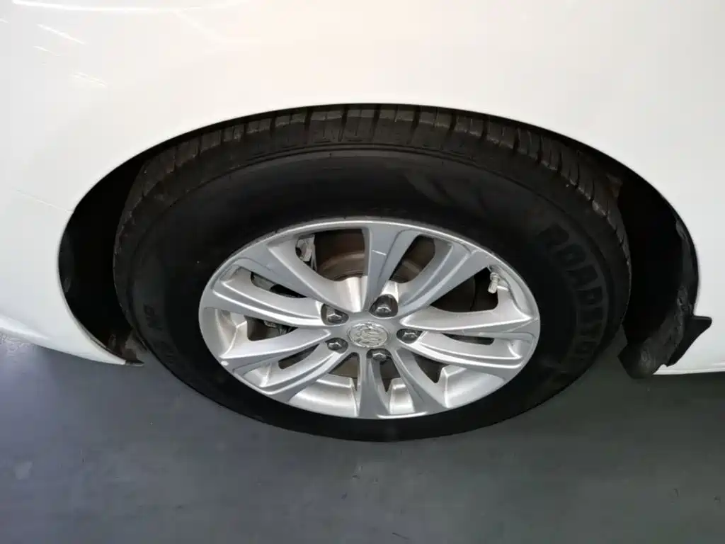 Buick Excelle — миниатюра 23