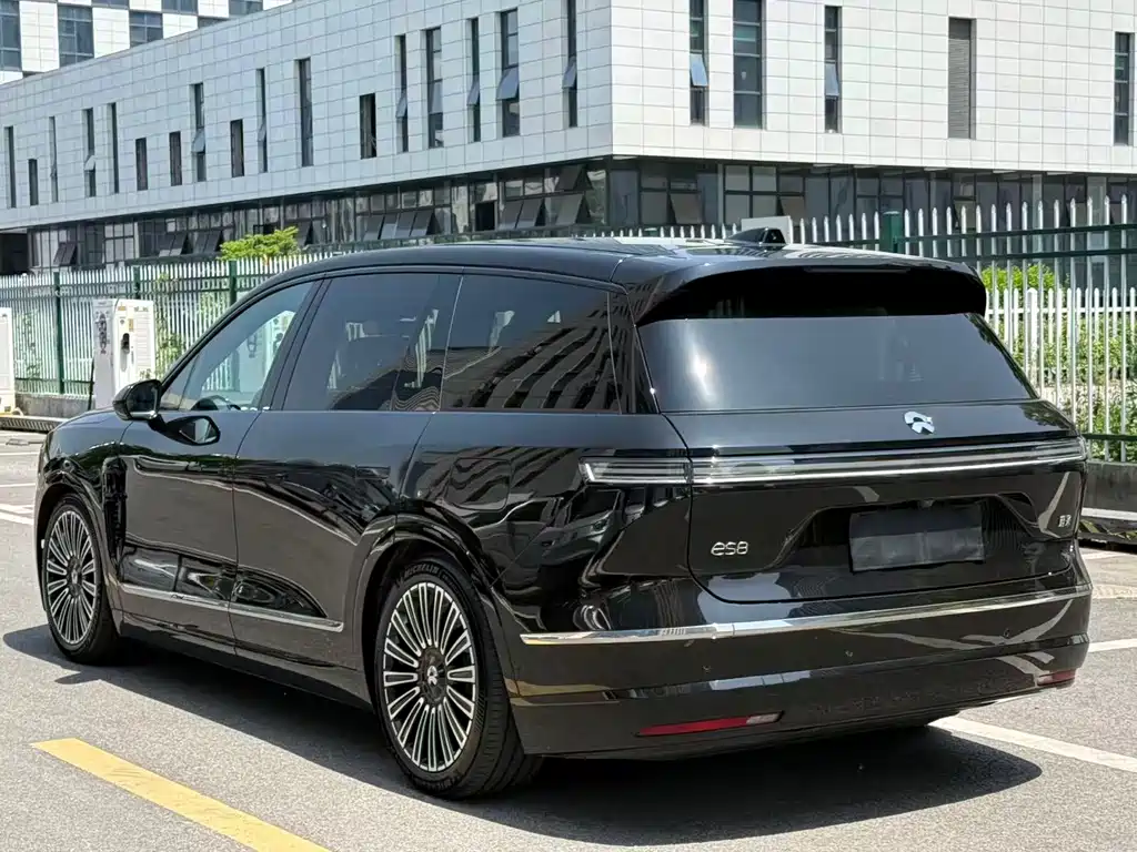 NIO ES8 2026 мест Executive Luxury