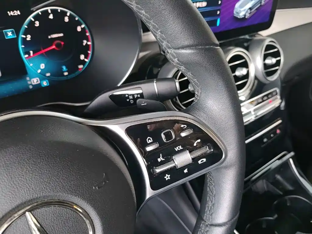 Mercedes-Benz GLC — миниатюра 14