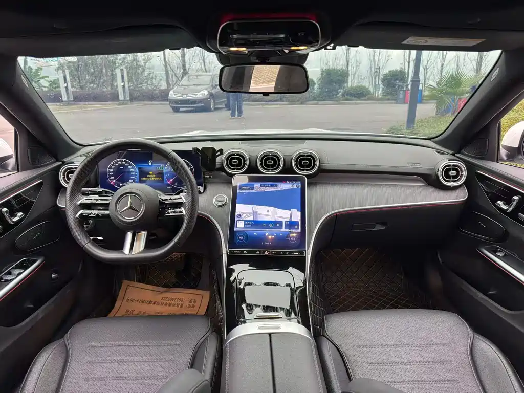 Mercedes-Benz C-Class — миниатюра 8