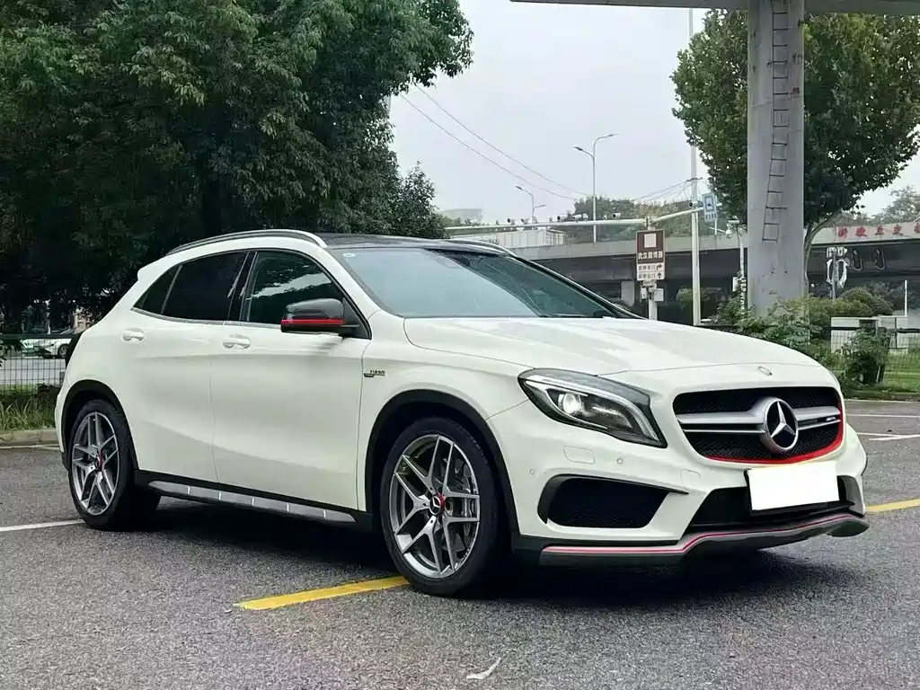 Mercedes-Benz GLA AMG — миниатюра 3