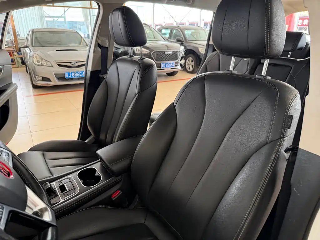 BYD MAX — миниатюра 27