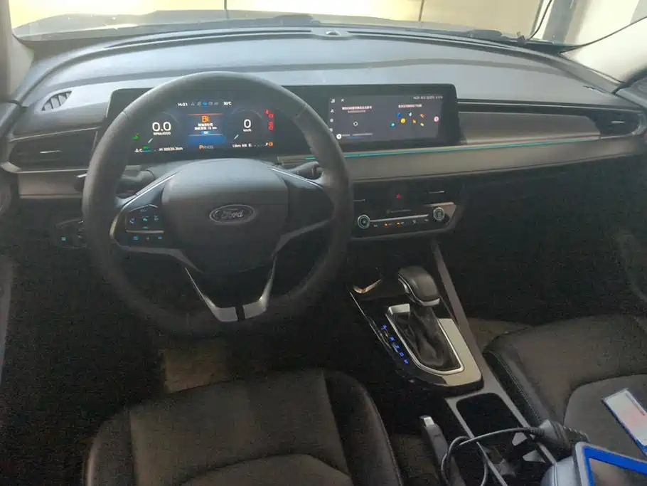 Ford Escort — миниатюра 12