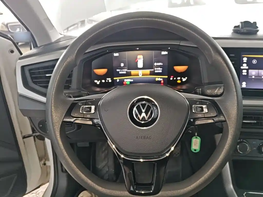 Volkswagen Polo — миниатюра 11