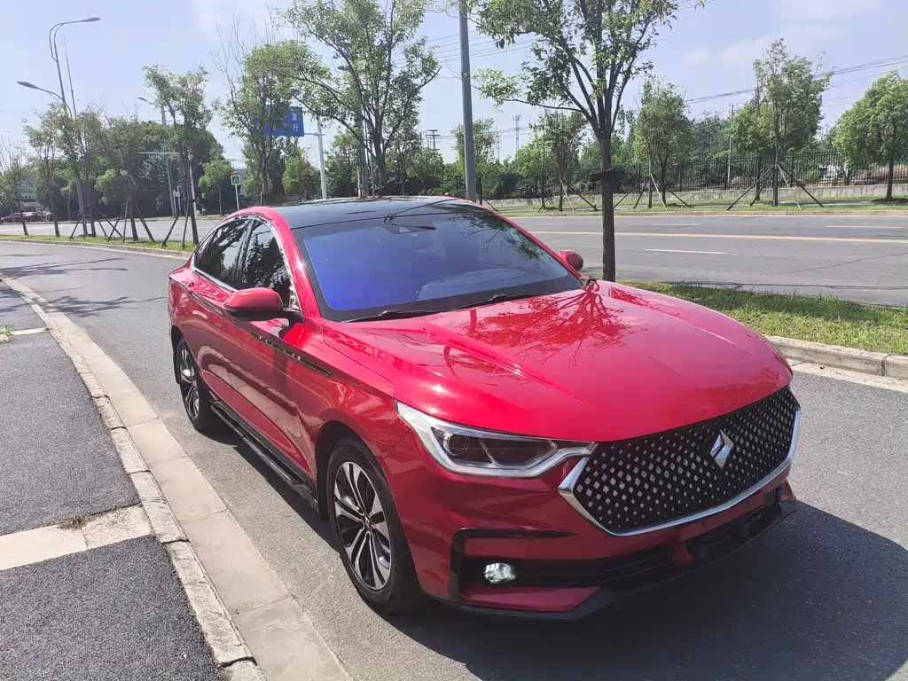 Купить Baojun RC-6