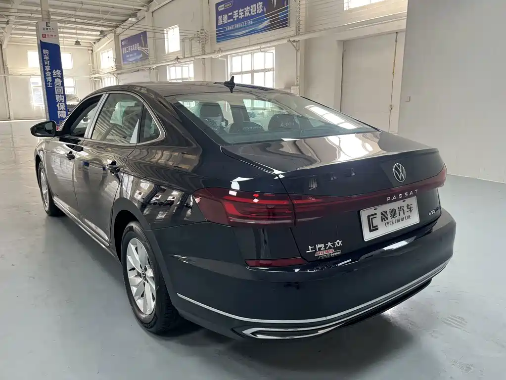Volkswagen Passat PHEV — миниатюра 5