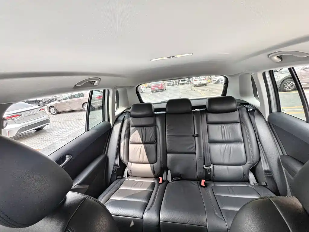 Volkswagen Tiguan — миниатюра 15