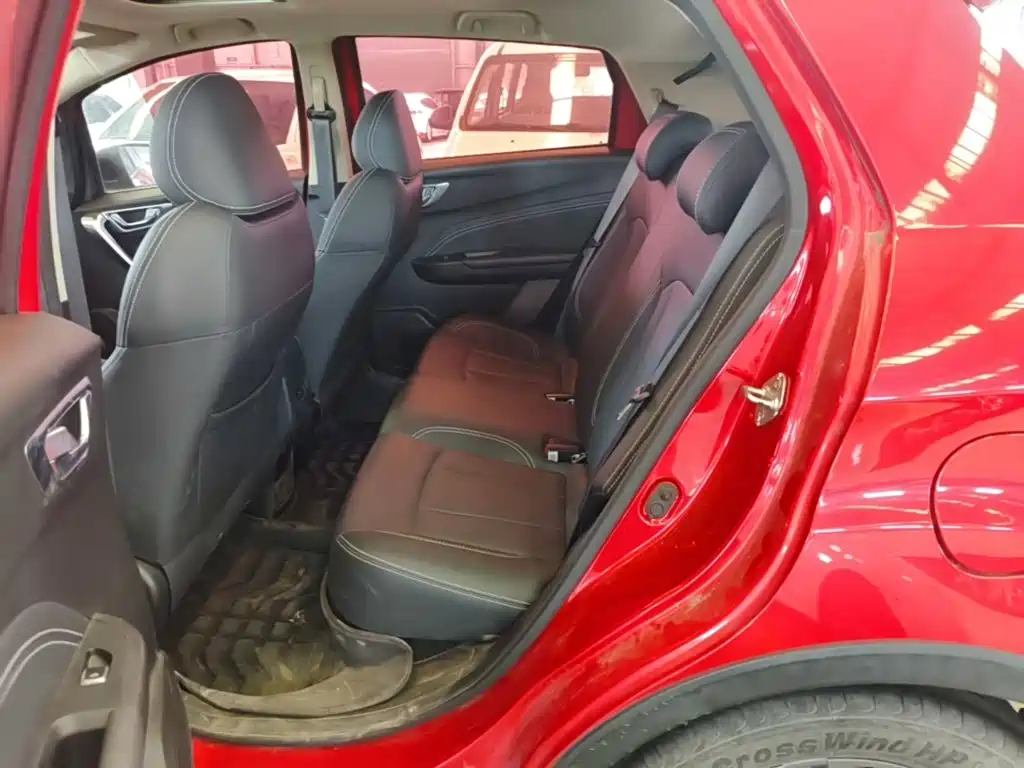 Geely Vision X3 — миниатюра 17