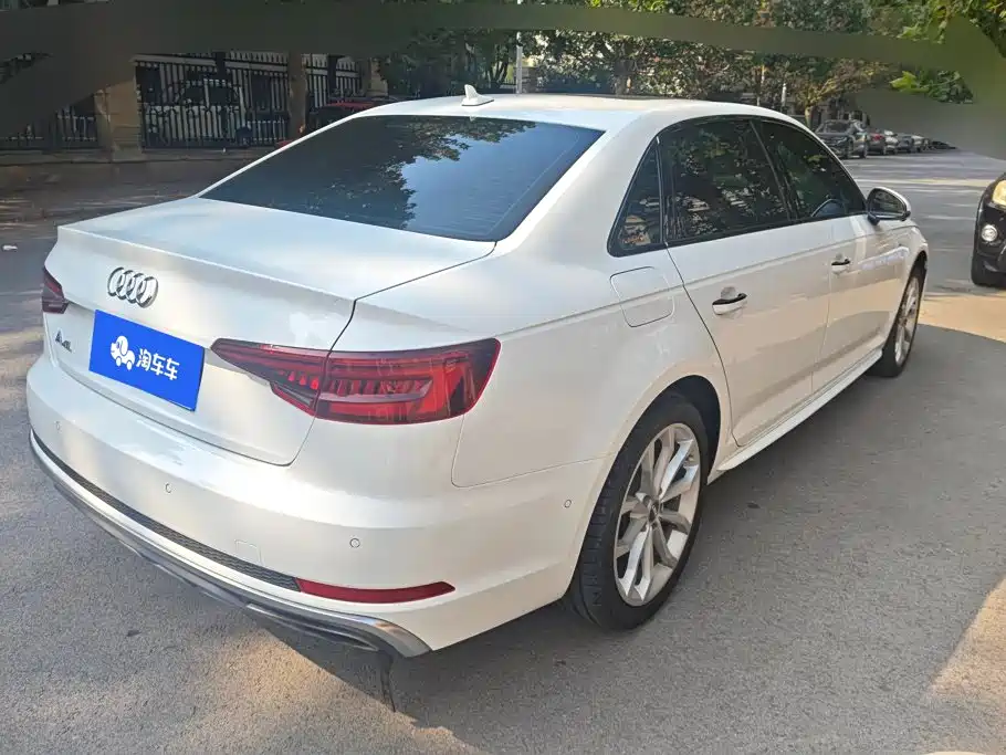 Audi A4L — миниатюра 3