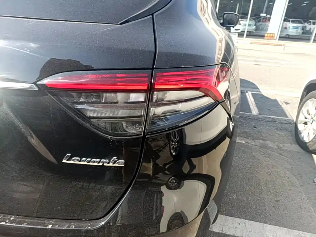 Maserati Levante — миниатюра 8