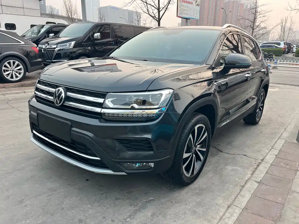 Volkswagen Tharu 2021