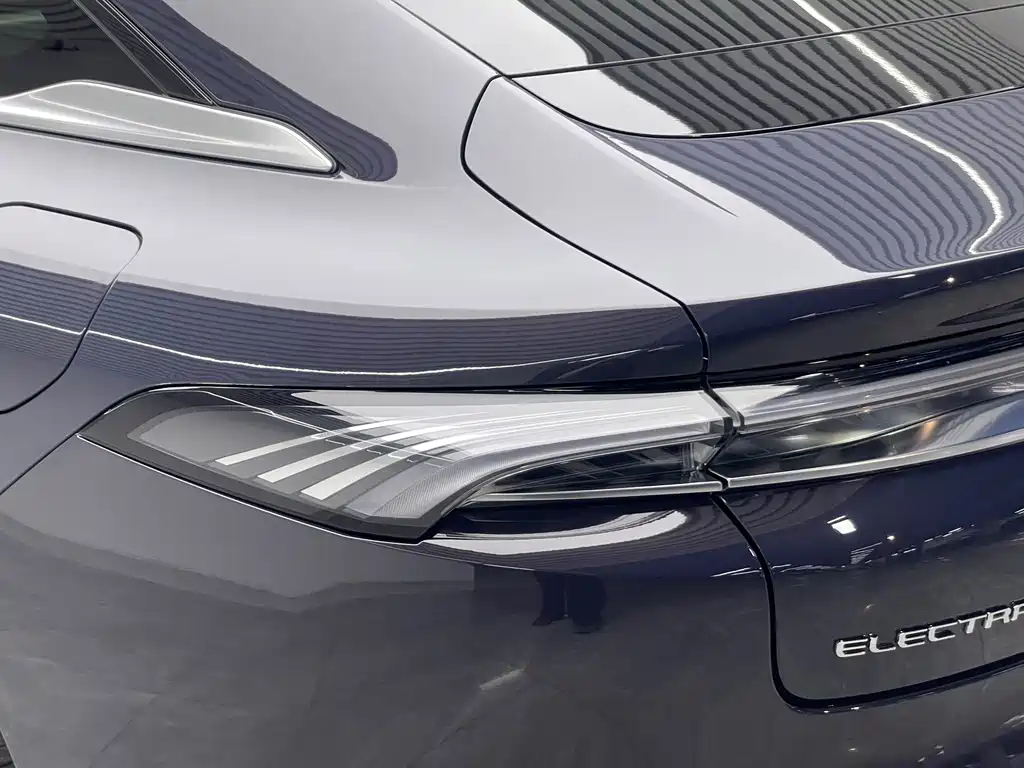 Buick Electra L7 — миниатюра 20