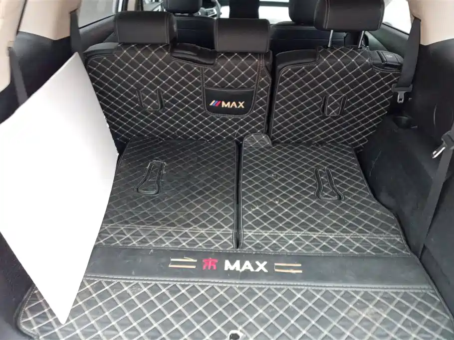 BYD SONG MAX