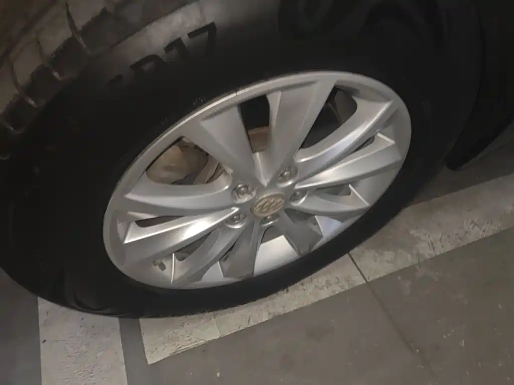 Buick Envision Plus — миниатюра 23