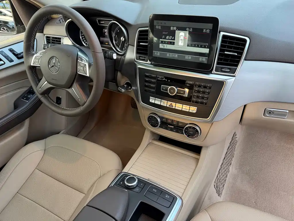 Mercedes-Benz M-Class ML 320 4MATIC, фото 10