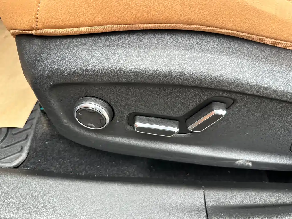 GEELY GALAXY GALAXY L7