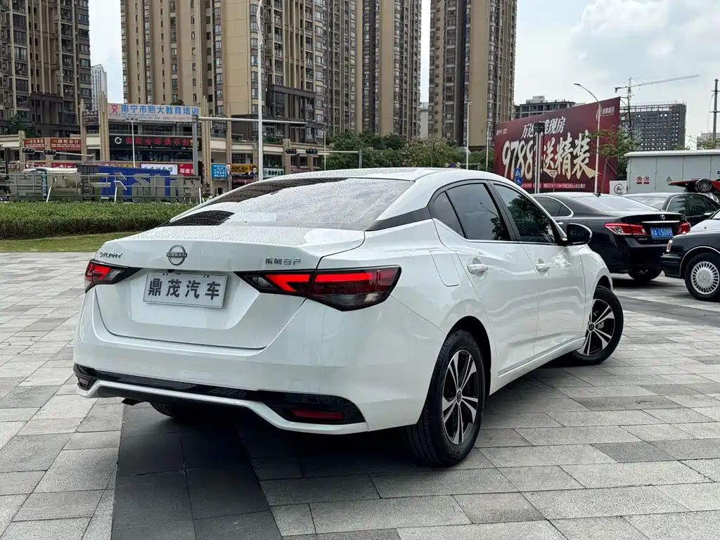 Nissan Sylphy — миниатюра 7