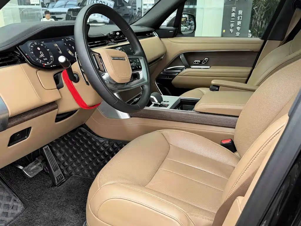 Land Rover Range Rover — миниатюра 2