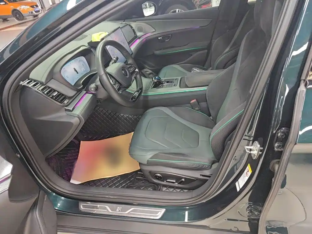 BYD Han — миниатюра 15