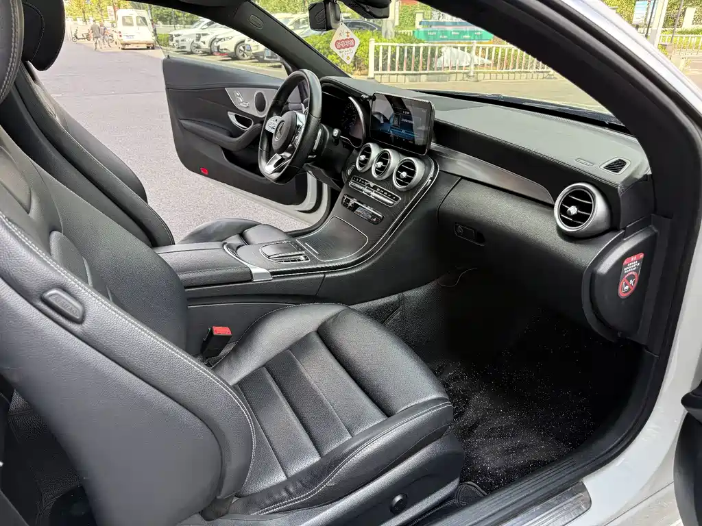 Mercedes-Benz C-Class (Import) — миниатюра 12