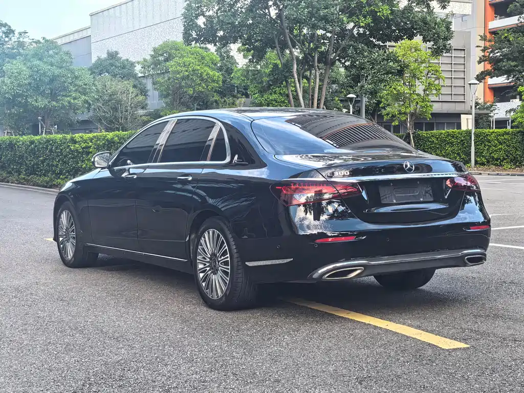 Mercedes-Benz E-Class E 2023 E 300 L Luxury