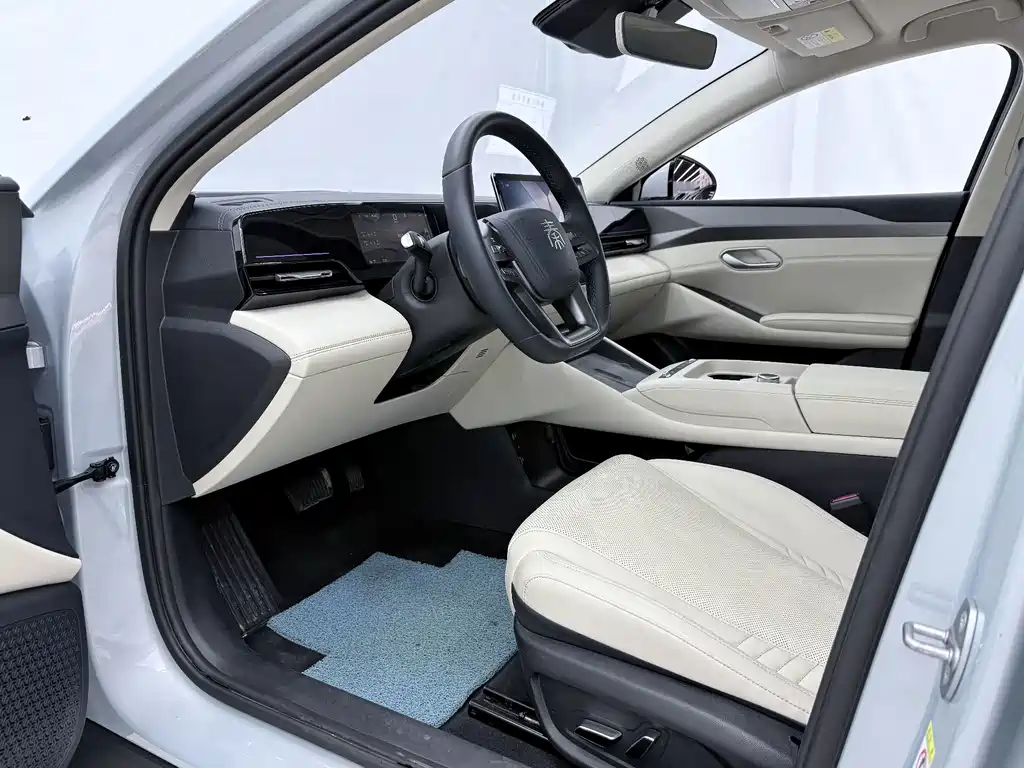 BYD Qin L — миниатюра 4